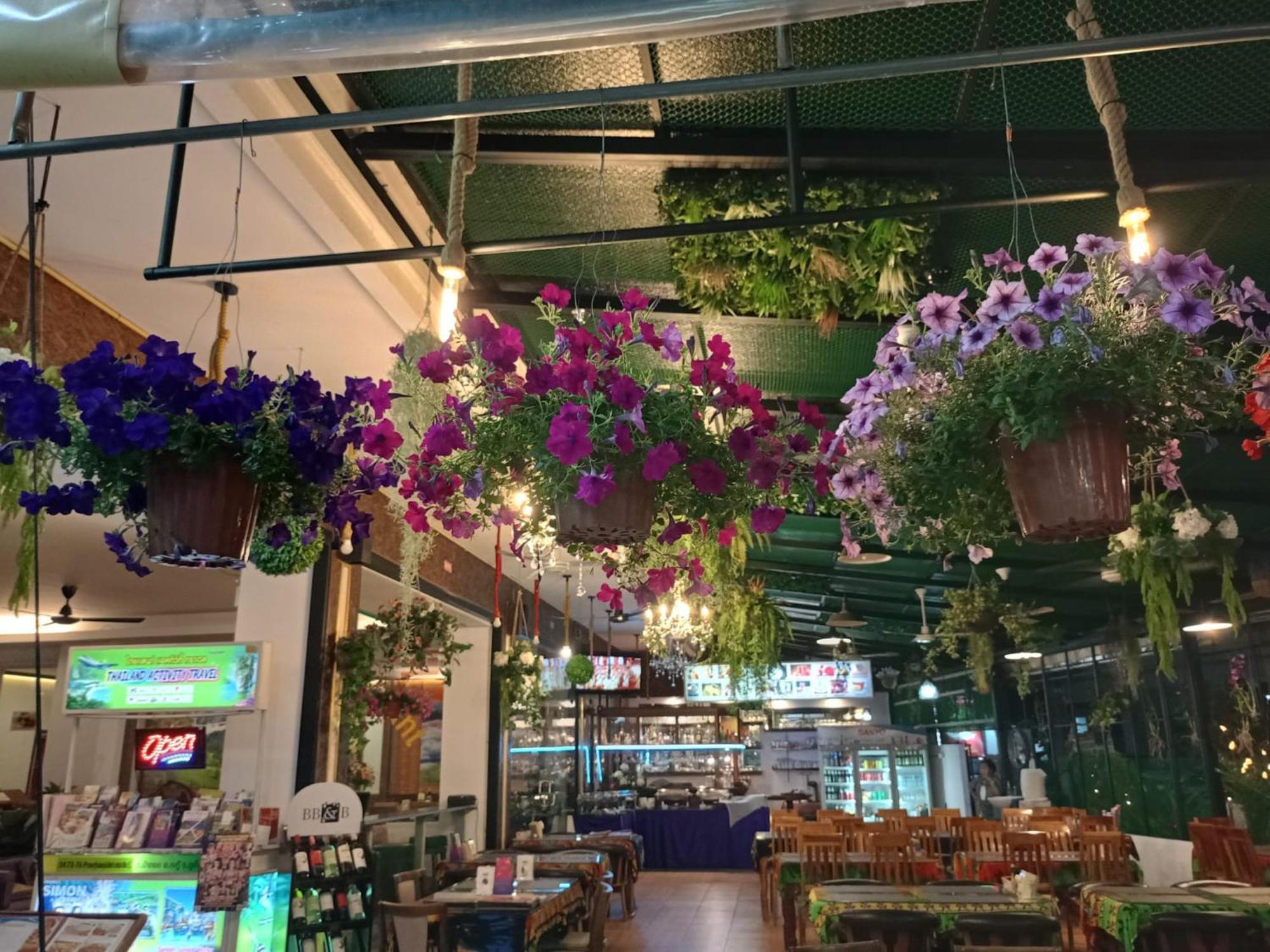 Garden Phuket Hotel Patong Ngoại thất bức ảnh