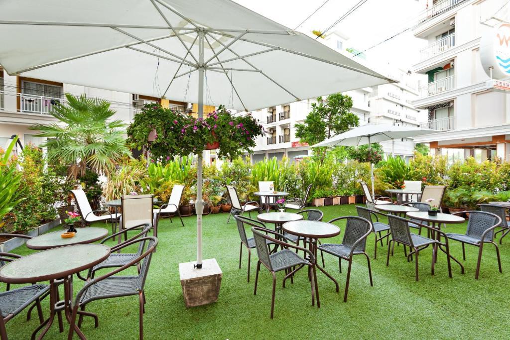 Garden Phuket Hotel Patong Ngoại thất bức ảnh