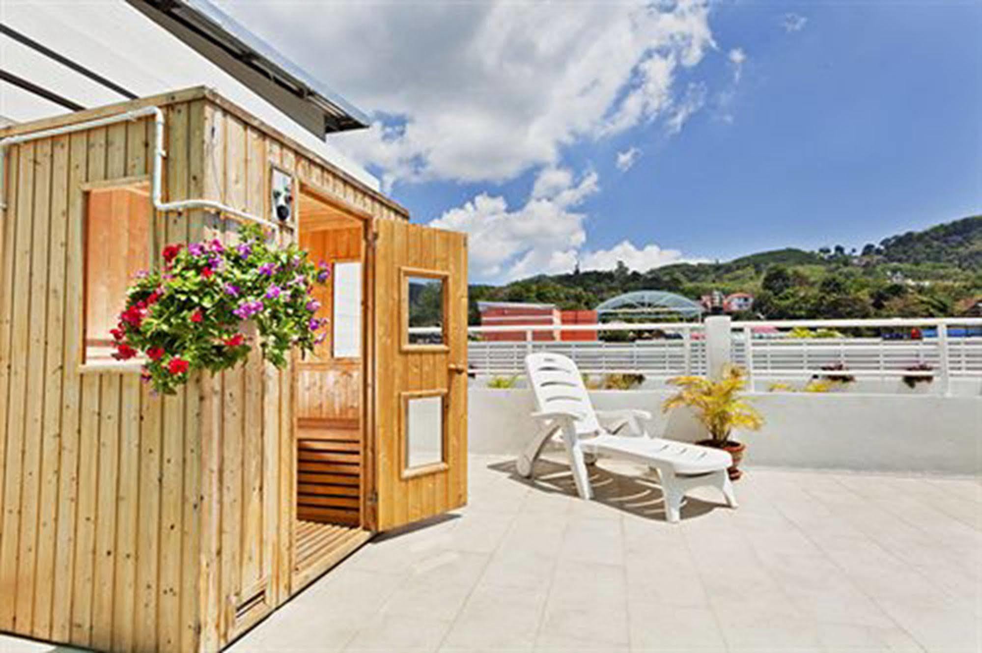 Garden Phuket Hotel Patong Ngoại thất bức ảnh